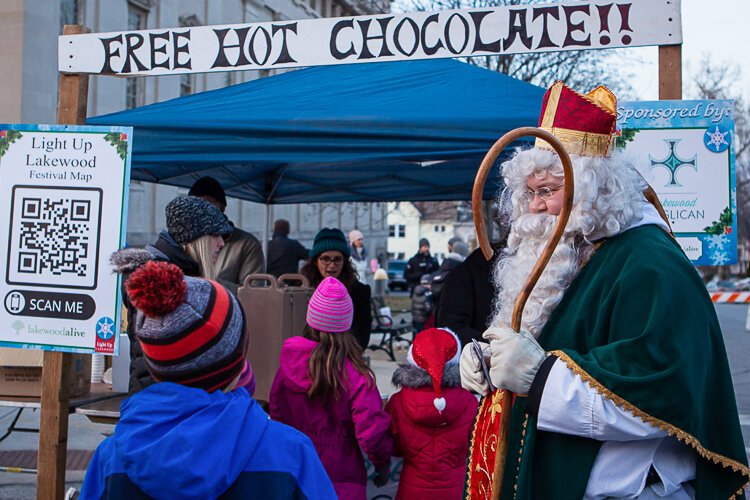 light up lakewood 2019-14.jpg